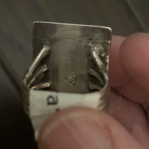 Silver and Turquoise Ring - Picture 4 of 4